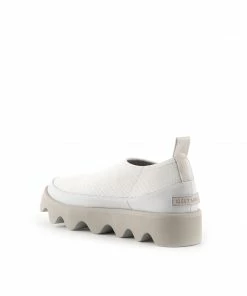 ISSEY MIYAKE X UN Bounce Fit 2 11 ISSEY MIYAKE X UN Bounce Fit 2