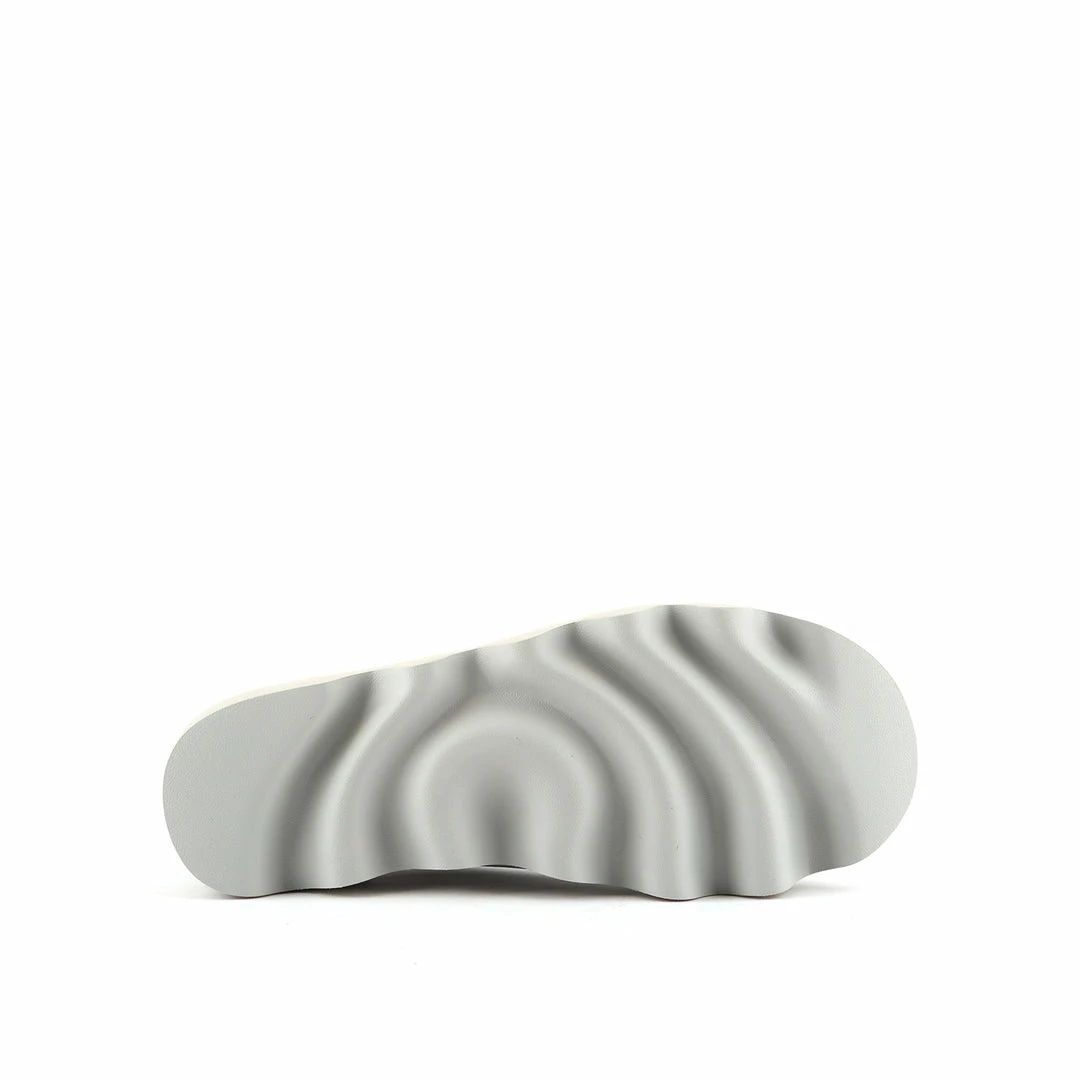 ISSEY MIYAKE X UN Bounce Fit 2 8 ISSEY MIYAKE X UN Bounce Fit 2