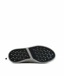 ISSEY MIYAKE X UN WOMEN Cover