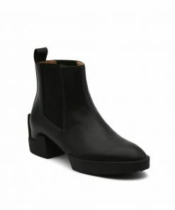 ISSEY MIYAKE X UN WOMEN Cubic Bootie