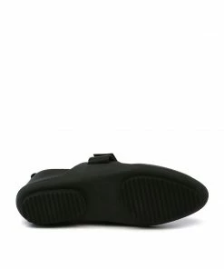 ISSEY MIYAKE X UN Lilt Pump