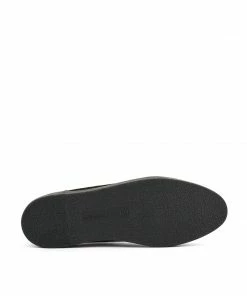 ISSEY MIYAKE X UN Skin Flat 13 ISSEY MIYAKE X UN Skin Flat