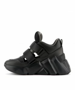 Unitednude Space Kick Summer 11 Unitednude Space Kick Summer