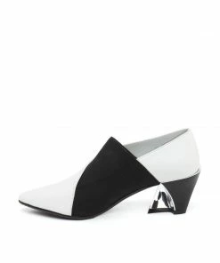 ISSEY MIYAKE X UN Wrap Mid WOMEN 16 ISSEY MIYAKE X UN Wrap Mid WOMEN